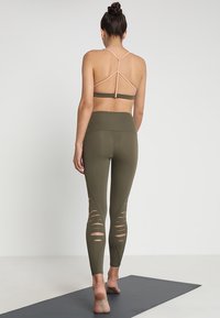 Onzie Leggings - khaki