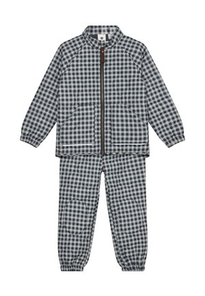 Conjunto infantil de chaqueta acolchada y pantalones con estampado de cuadros en azul marino y blanco, con cremallera frontal y puños elásticos.