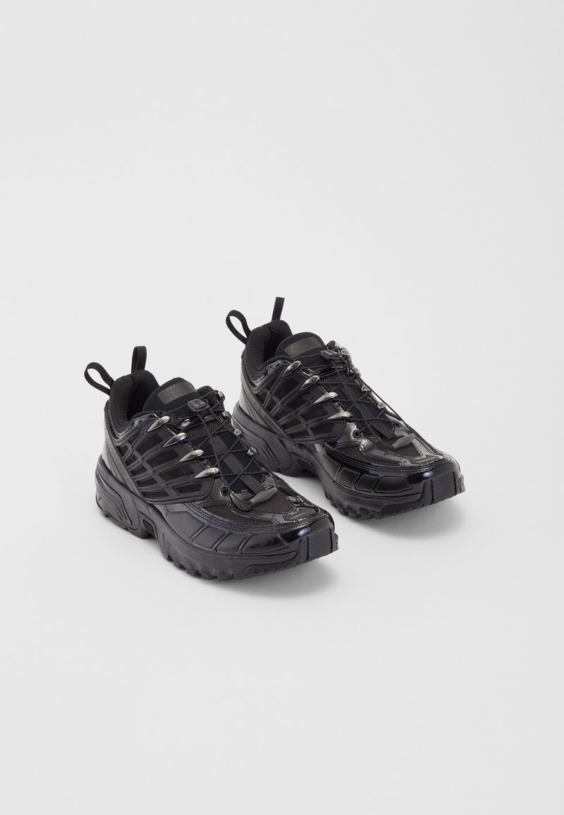 MM6 Maison Margiela MM6 X SALOMON - Sneaker low - black/quiet shade
