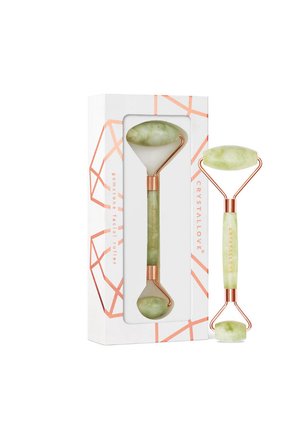 JADE FACIAL ROLLER - Skincare tool - green