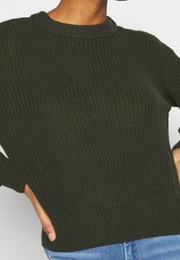 Minimum Sweter