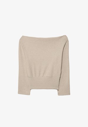 Bež pulover z nenosnim ovratnikom iz pletene tkanine, z rebrastim robom, rokavi do tri četrtine in ohlapnim krojem, izdelan iz mehkega materiala.