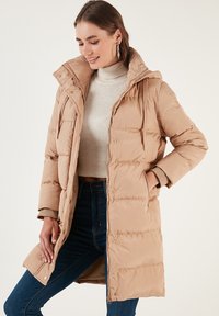 LELA REGULAR FIT - Vinterfrakke - mink