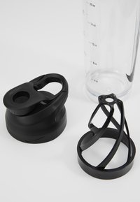 Nike Performance HYPERCHARGE SHAKER BOTTLE - Drikkeflaske - clear/black