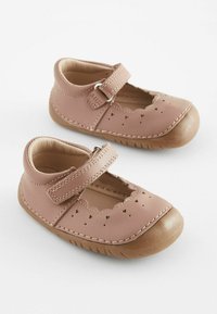 Next CRAWLER MARY JANE WIDE FIT G - Zapatos de bebé - tan brown leather