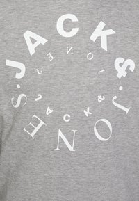 Jack & Jones JJWARRIOR HOOD - Hoodie - light greymelange