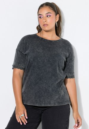 Studio Untold, DOUBLED SLEEVE LACE TRIM ACID WASH TEE - Print T-shirt - mottled anthracite