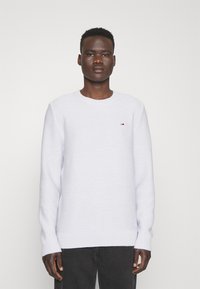 Relaxed Essential Logo Crew Pj4 Silver Grey Htr