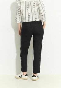 Cecil Stoffhose - black