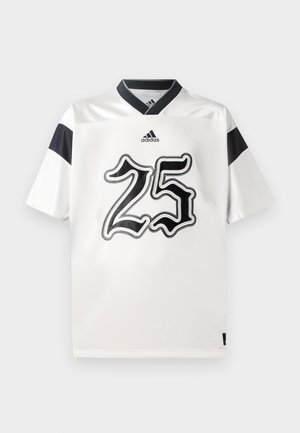 Valge spordijakk mustade aktsentidega, millel on julge graafiline number "25". Valmistatud kergest kangast, ümmargune kaelus.