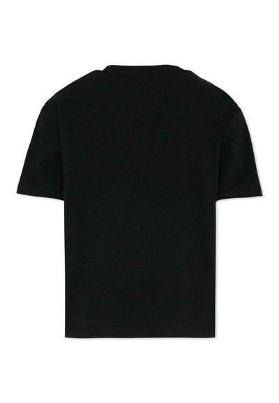 T-shirt nera a maniche corte con scollo rotondo, distesa, mostrando il lato posteriore, con tessuto semplice senza motivi o loghi visibili.