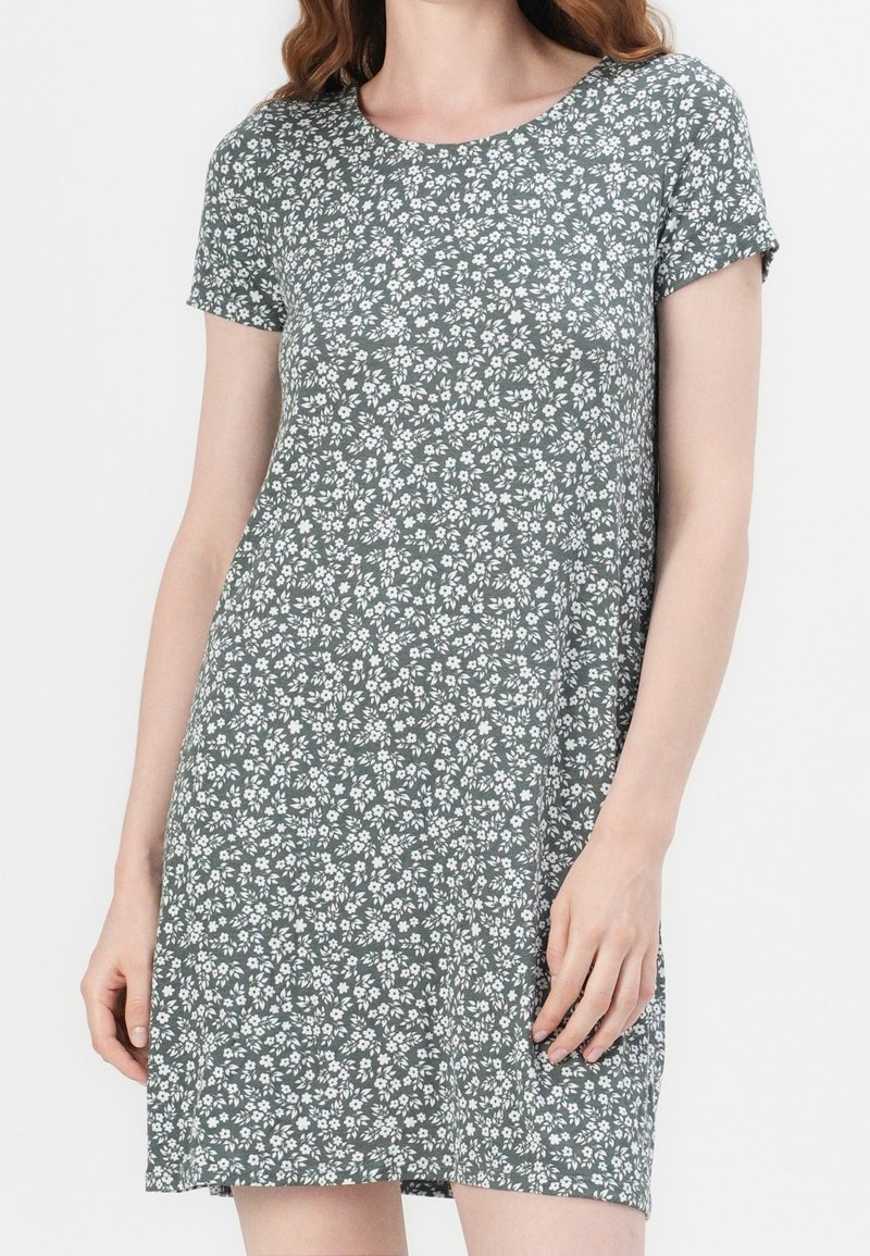 new look green tea dress Classic Fit Everyday Oxford Shirt main image 0