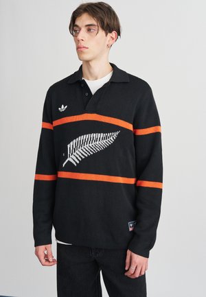 - Sweter