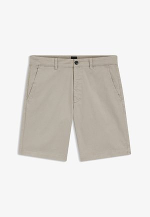 Pantalones cortos casuales para hombre en color beige con cierre frontal de botón y cremallera, bolsillos laterales y trabillas para cinturón, dispuestos planos sobre un fondo blanco.
