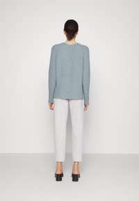 DRYKORN Sweter