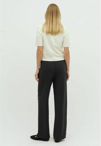 mbyM GENEVA - Trousers - black