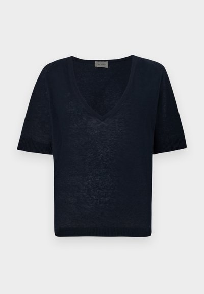 T-shirt en tricot bleu marine à manches courtes avec un col en V et des accents côtelés au niveau des manches et de l'ourlet, fabriqué dans un matériau léger et texturé.
