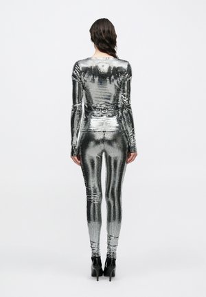 Rankning 12: MM6 Maison Margiela - LONG SLEEVED - Långärmad tröja