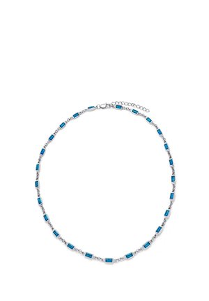 Sølvkjede med jevnt fordelte små blå rektangulære edelstener og en justerbar lås.