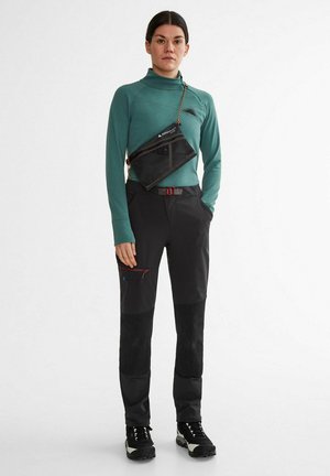 Klättermusen ALGIR ACCESSORY BAG MEDIUM - Torba čez telo - raven