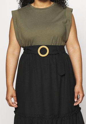 T-paita - dark green
