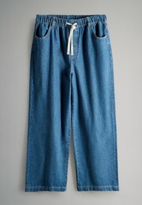 Niebieskie dżinsowe spodnie o szerokim nogawce z elastycznym pasem i sznurkiem do regulacji. Posiadają dwie boczne kieszenie i luźny krój.