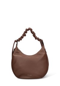 Borsa a tracolla in pelle marrone con una finitura morbida e testurizzata, manico arricciato con un accento liscio e un sottile dettaglio del logo dorato.