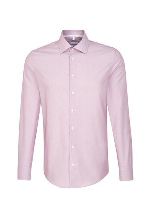 Lyserød langærmet herreskjorte med knaplukning foran, klassisk krave og knappede manchetter, vist på hvid baggrund.