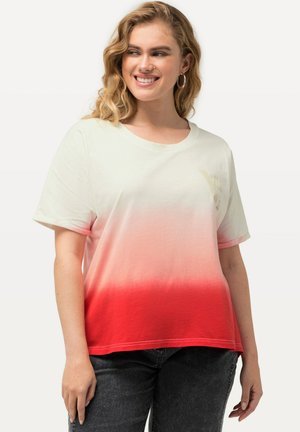 T-Shirt mit einem weißen und roten Farbverlauf aus weicher Baumwolle, ausgestattet mit kurzen Ärmeln, einem runden Ausschnitt und einem kleinen Logo-Druck auf der Brust.