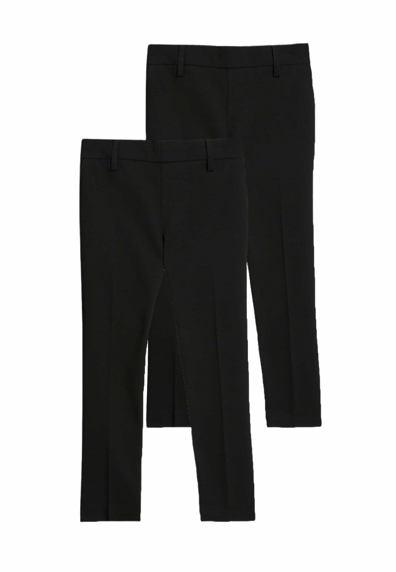 Due paia di pantaloni neri su misura impilati, con passanti per cintura e cuciture frontali, su uno sfondo bianco.