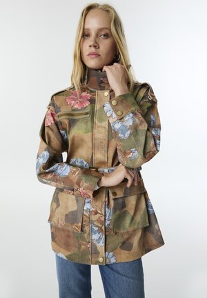 FLORAL PRINTED - Trenčkot - natural