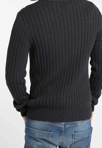 DreiMaster Sweter