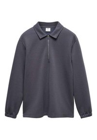 Suéter gris oscuro con cuello con cremallera, mangas largas y puños elásticos. Fabricado con un tejido suave de textura lisa.