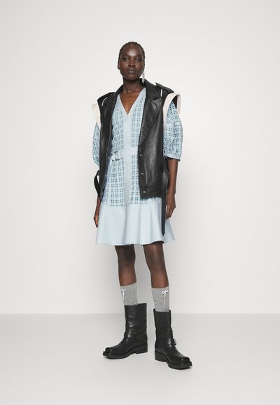 3.1 Phillip Lim TAFFETA CHECK PUFF - Φόρεμα ημέρας - sky blue