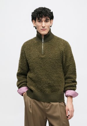 Rankning 2: Filippa K - FLUFFY HALF ZIP SWEATER - Stickad tröja