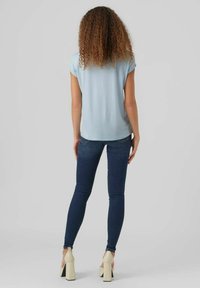 Vero Moda VMAVA PLAIN - T-shirt basic - skyway