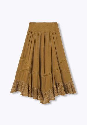 Jupe midi marron avec ceinture smockée, tissu froncé, bordure en dentelle diagonale et ourlet à volants en dentelle sur fond blanc.