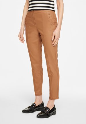 Chino - brown