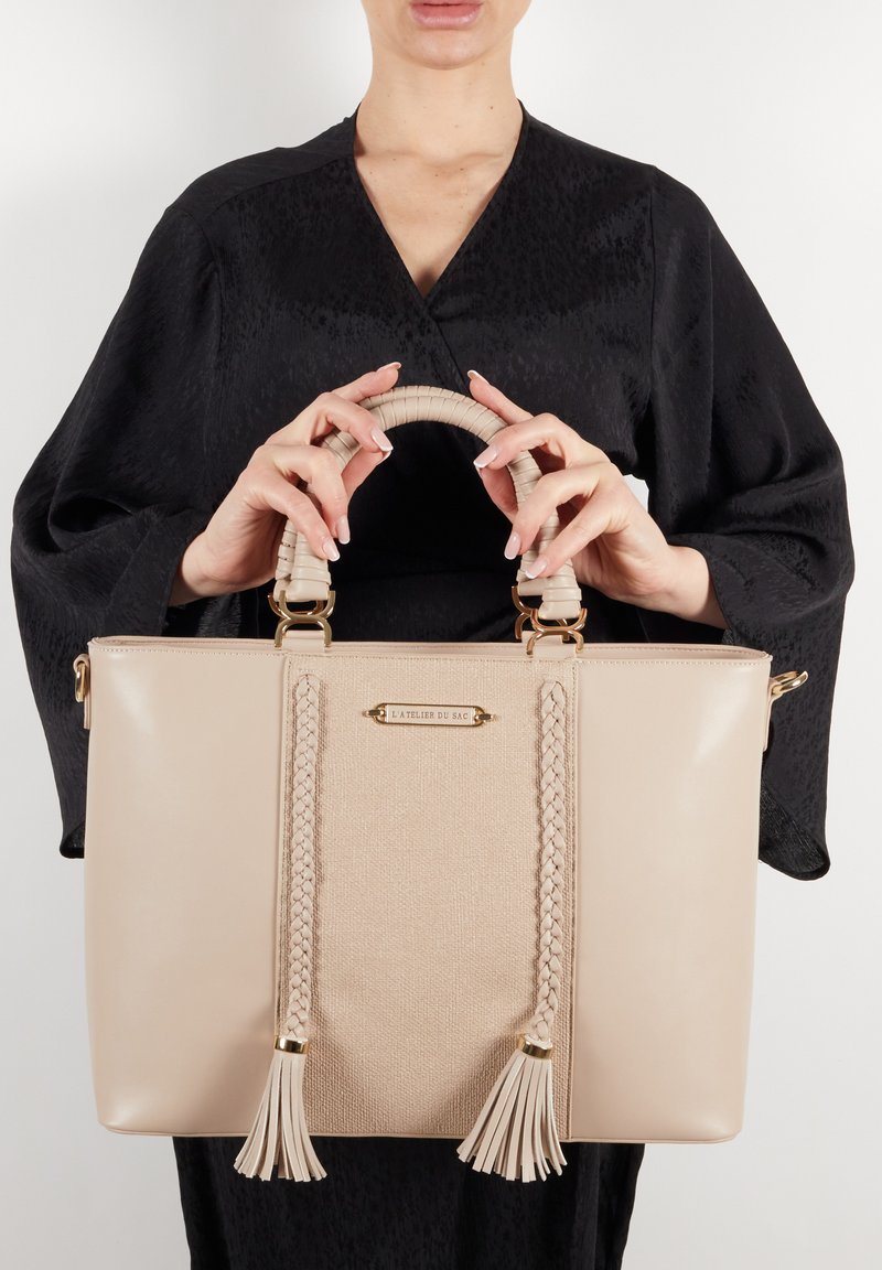 L'Atelier Du Sac CASSANDRE piaskowy