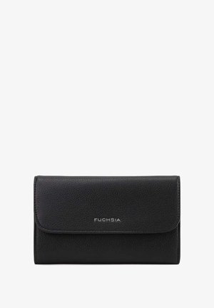 Portefeuille en cuir noir avec une finition texturée, doté d'une fermeture à rabat et d'un marquage métallique "FUCHSIA" à l'avant.