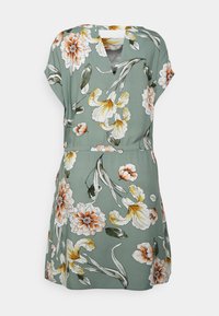 ONLY Petite ONLNOVA LIFE CONNIE BALI DRESS - Vestido de dia - chinois green soft florals
