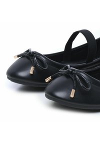 Miriade ESSENTIAL czarny