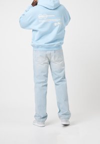 EIGHTYFIVE Jeansy Relaxed Fit