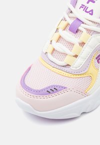 Fila COLLENE UNISEX - Tenisice - mauve chalk/sunset purple
