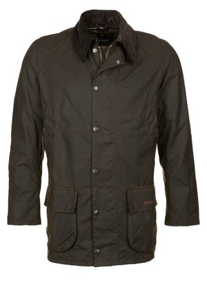 Veste en coton ciré vert foncé avec col en velours côtelé, fermeture avant par boutons et fermeture éclair, et deux grandes poches à rabat à la taille.
