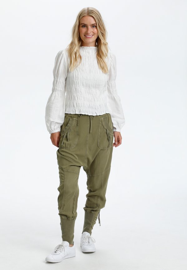 NANNA PANTS - Trousers - khaki