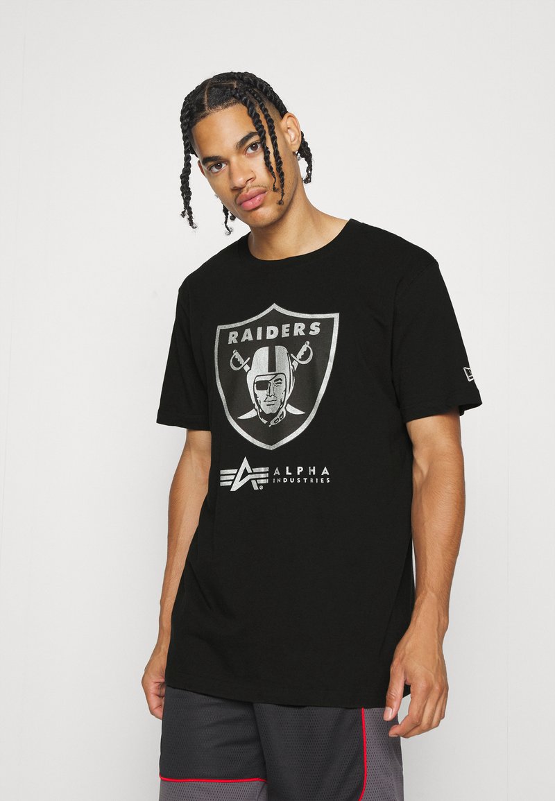 New Era NFL X ALPHA INDUSTRIES OAKLAND RAIDERS Vereinsmannschaften black/grey/schwarz