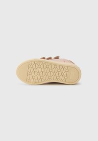 Friboo Baskets basses - rose gold-coloured