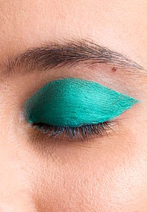 Uvrstitev 2: 3ina - THE 24H COLOR LIQUID EYESHADOW - Senčilo