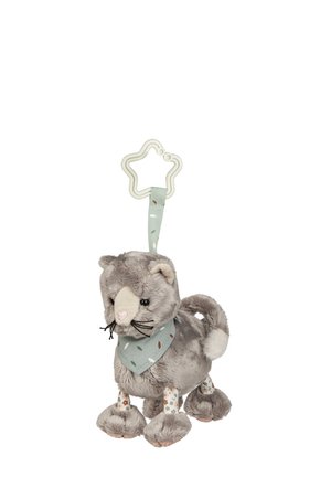 Grauem Plüschkatzen-Spielzeug mit einem sternförmigen Clip, das einen mintgrünen Schal und gemusterte Beine trägt. Weiche Textur, runde Merkmale und Schnurrhaare.